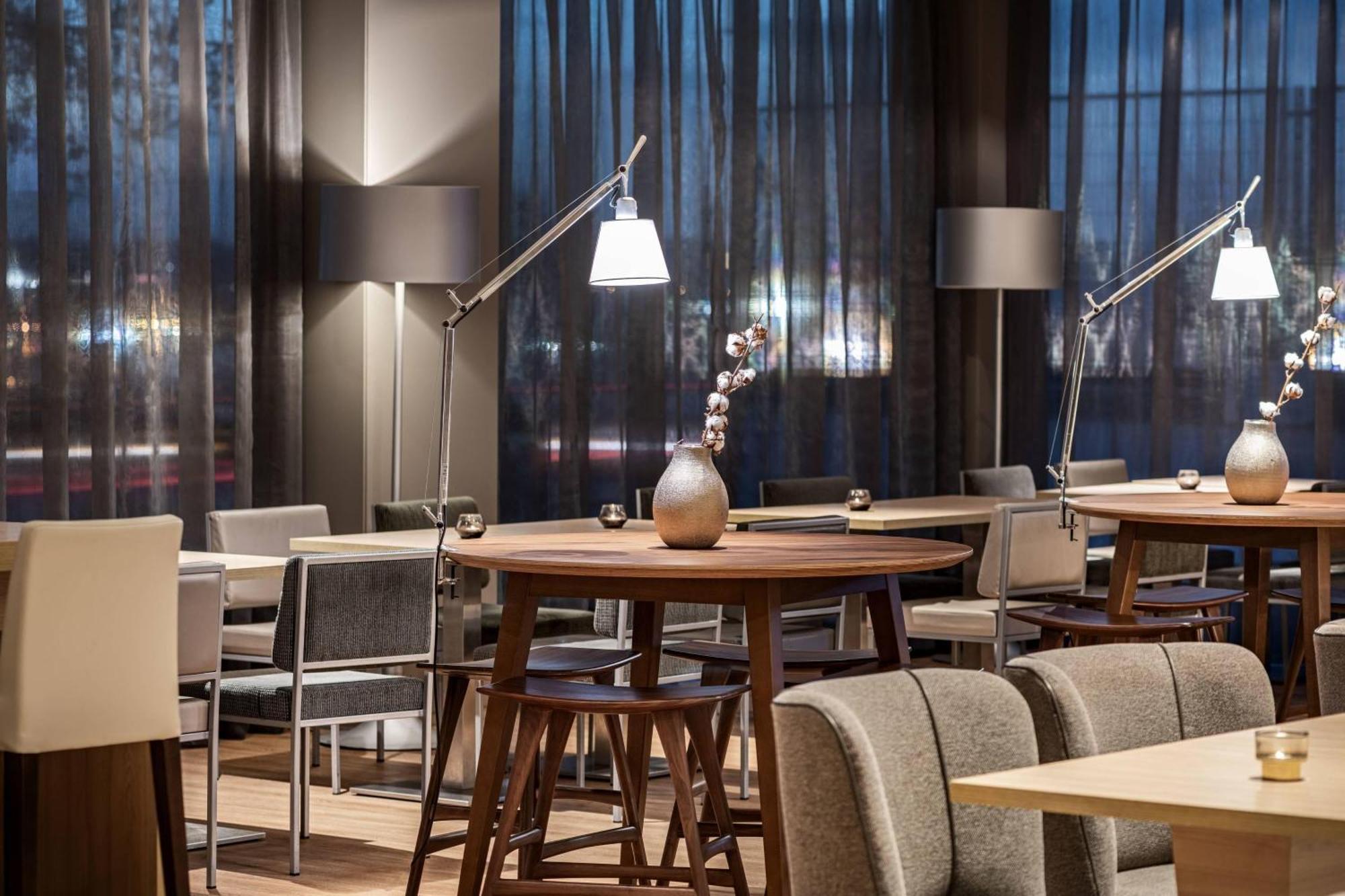 Ac Hotel San Sebastian De Los Reyes By Marriott Kültér fotó